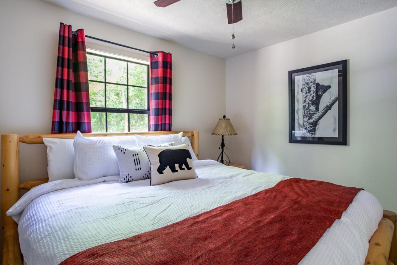 Little Cub Cottage - Mtn Views & Community Pools Gatlinburg Exterior foto