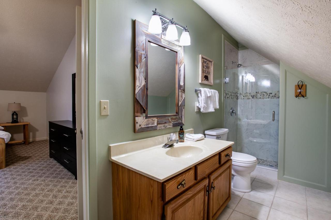 Little Cub Cottage - Mtn Views & Community Pools Gatlinburg Exterior foto