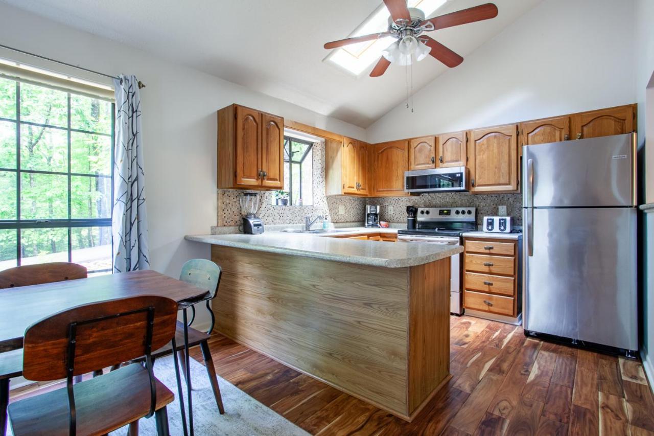 Little Cub Cottage - Mtn Views & Community Pools Gatlinburg Exterior foto